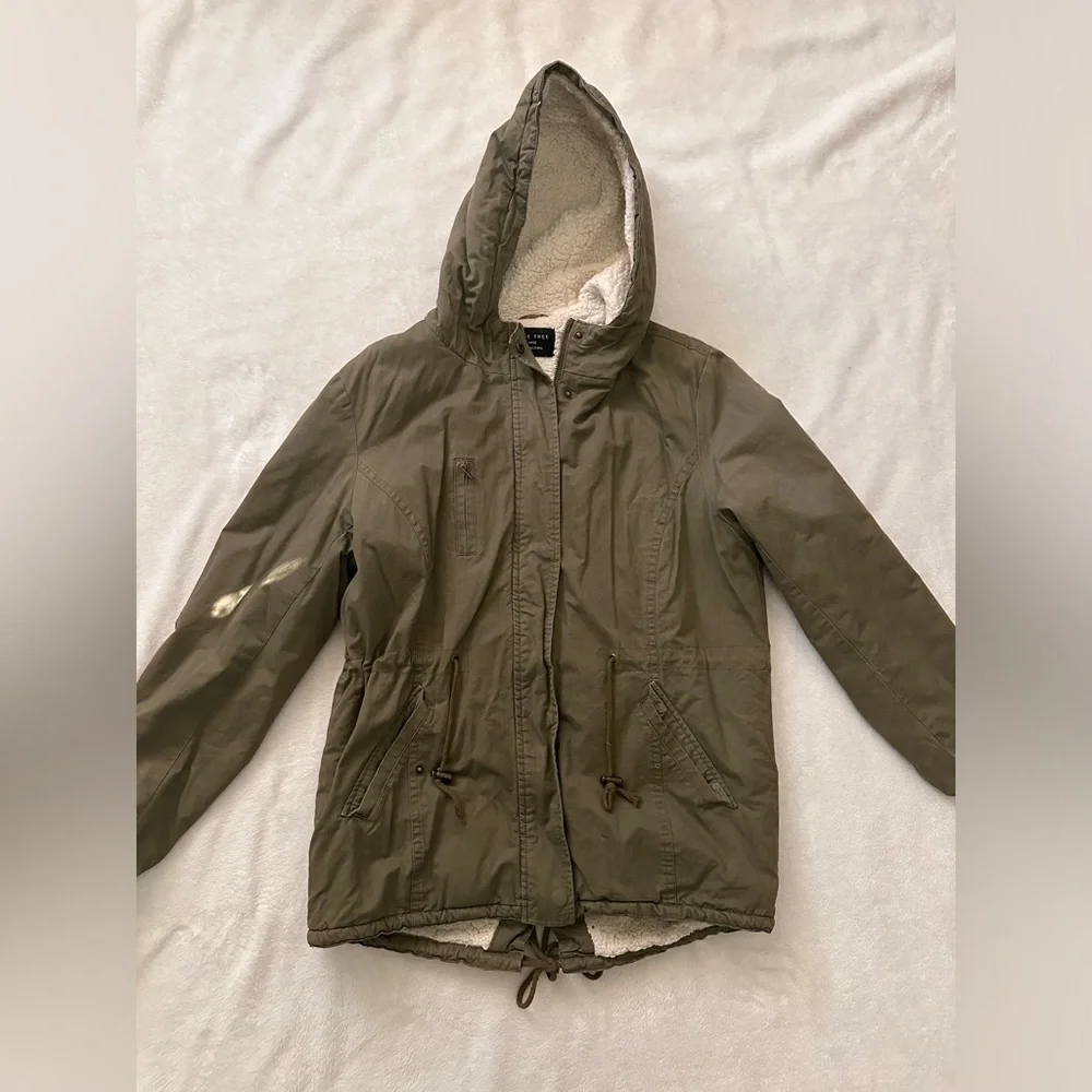 Jacket - Picture 1 of 2